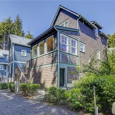 Siren Song By Seabrook Hospitality Villa